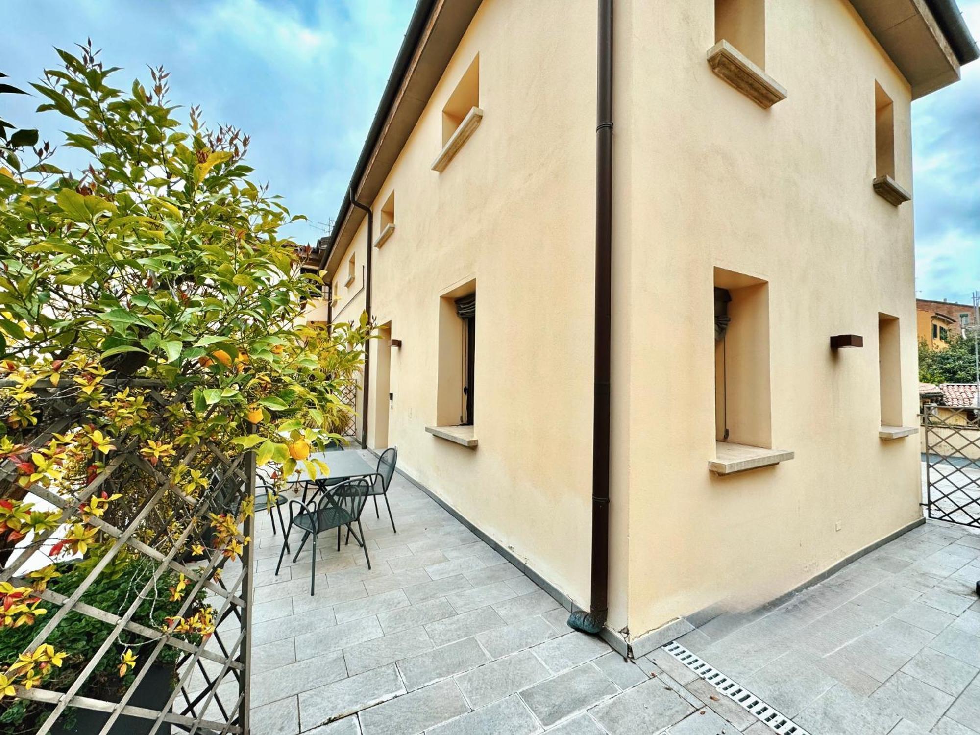 בולוניה Carducci Residence מראה חיצוני תמונה